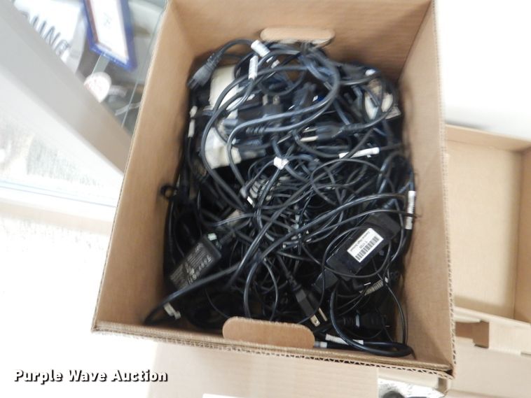 image for item GW9900 Approximately 194 Samsung tablets