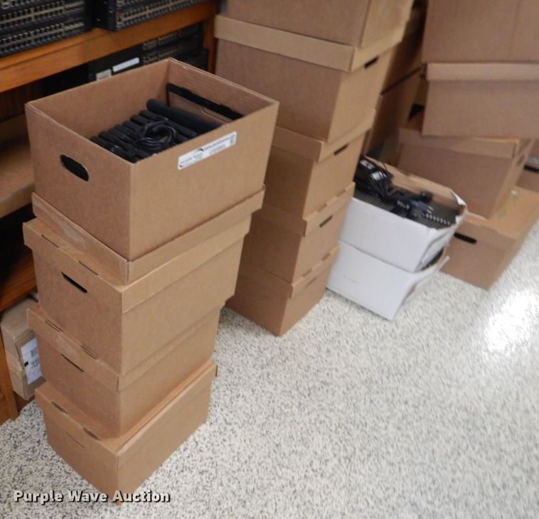 image for item GW9905 Approximately 50 Samsung SM-T530NN tablets