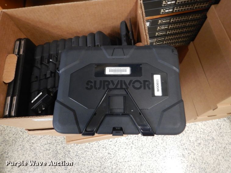 image for item GW9905 Approximately 50 Samsung SM-T530NN tablets