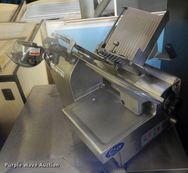 image for item GW9908 Globe 3975V meat slicer