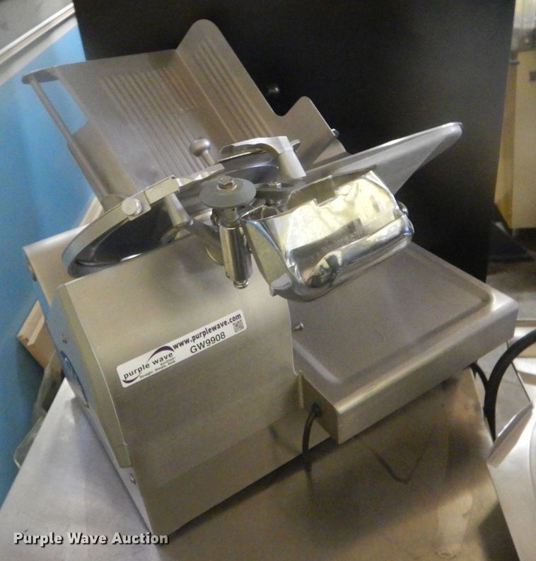 image for item GW9908 Globe 3975V meat slicer