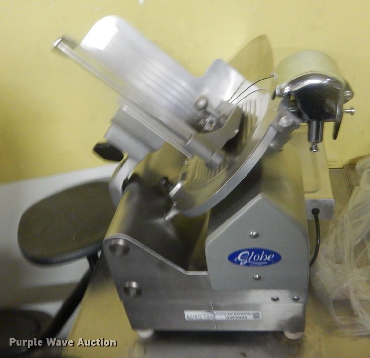image for item GW9909 Globe 3975V meat slicer