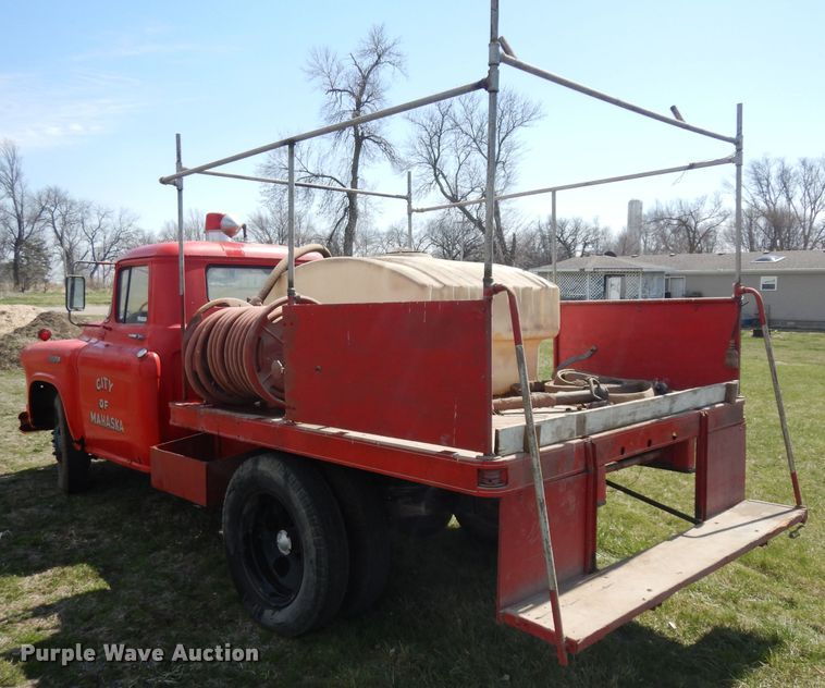 image for item GY9001 1955 Chevrolet 4100 pumper fire truck