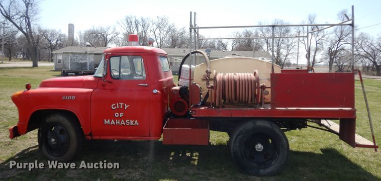 image for item GY9001 1955 Chevrolet 4100 pumper fire truck