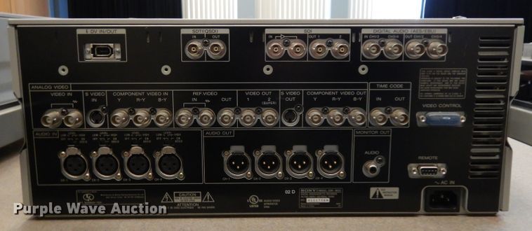 image for item GY9066 (2) Sony DSR-1800 video cassette recorders