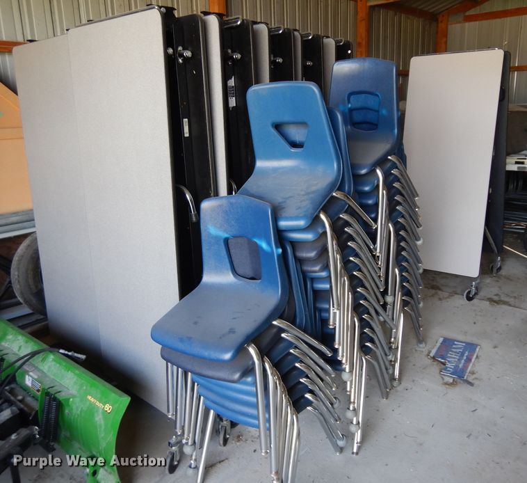 image for item GY9197 (12) folding cafeteria tables