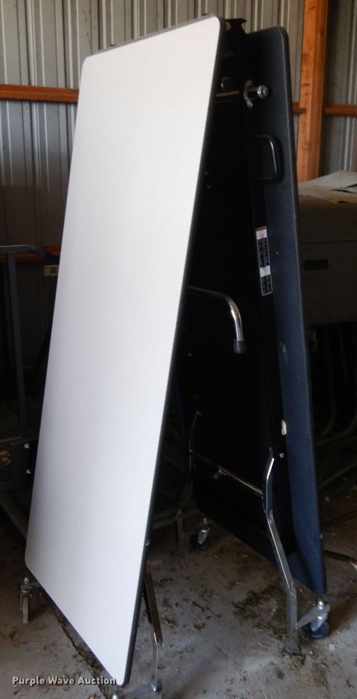 image for item GY9197 (12) folding cafeteria tables