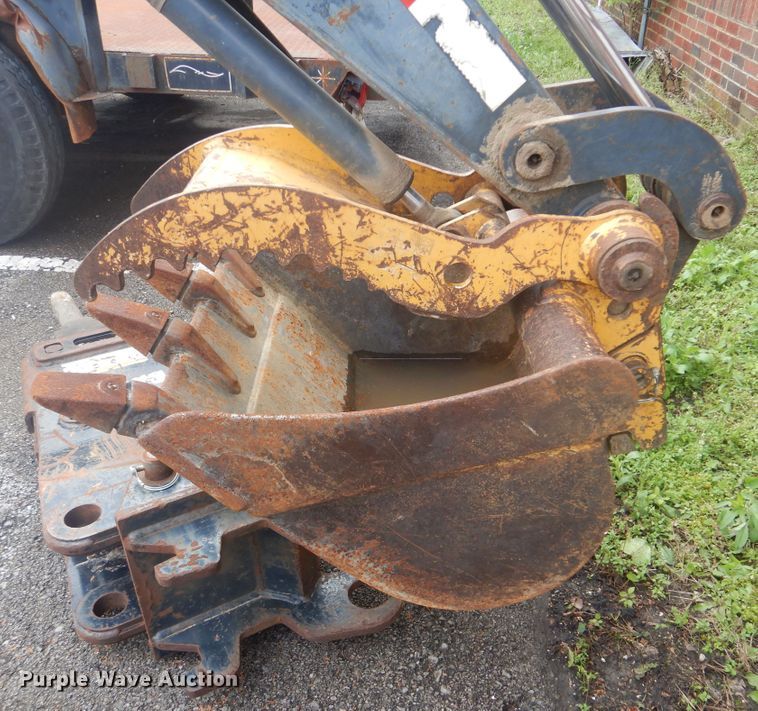 image for item GY9834 2007 John Deere 35D mini excavator