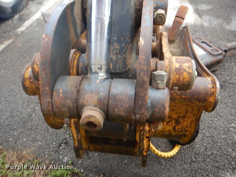 image for item GY9834 2007 John Deere 35D mini excavator