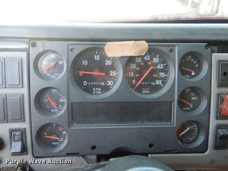 image for item GY9838 1996 Freightliner FL80 pumper fire truck