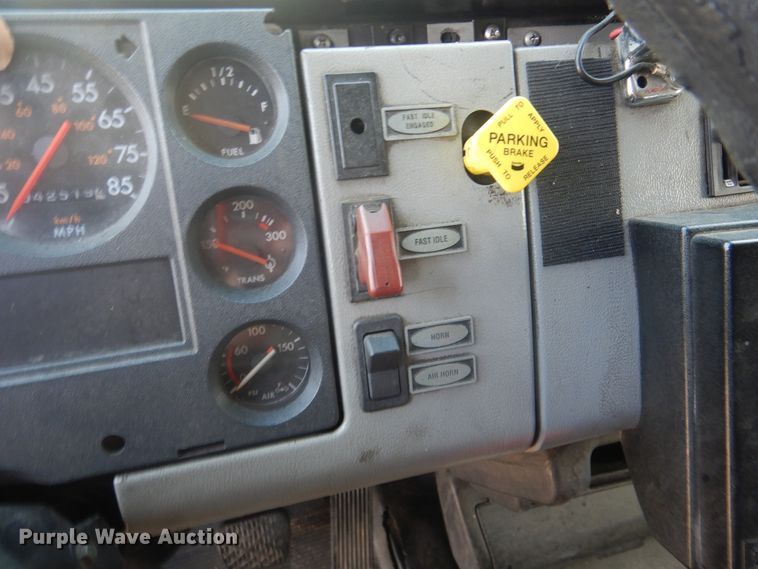 image for item GY9838 1996 Freightliner FL80 pumper fire truck