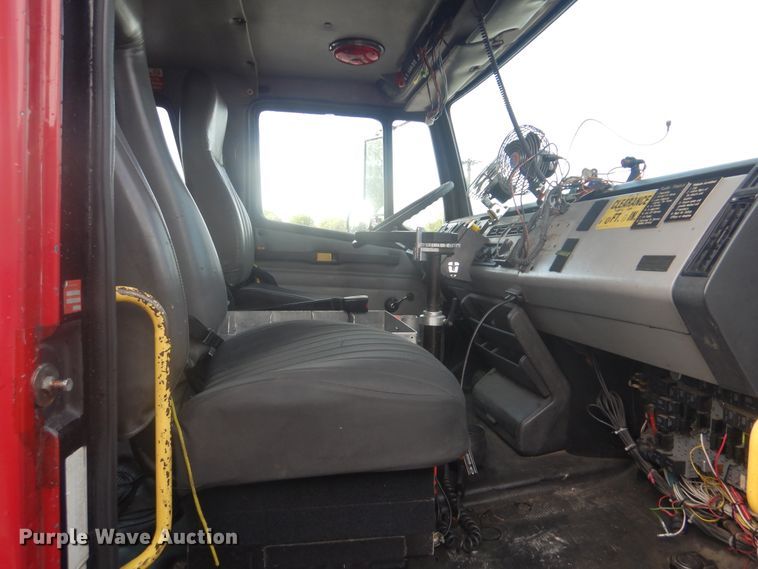 image for item GY9838 1996 Freightliner FL80 pumper fire truck