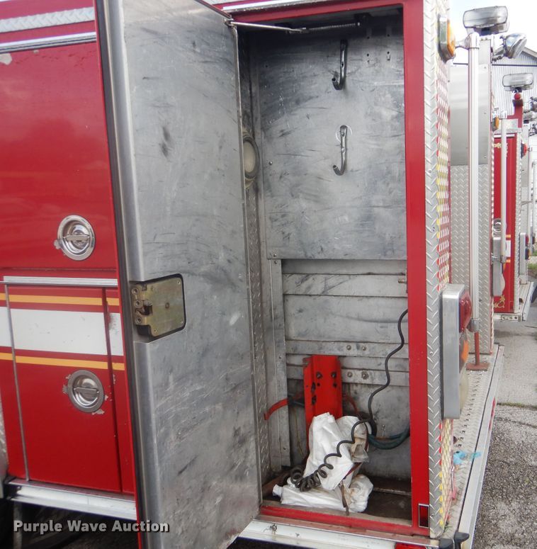 image for item GY9838 1996 Freightliner FL80 pumper fire truck