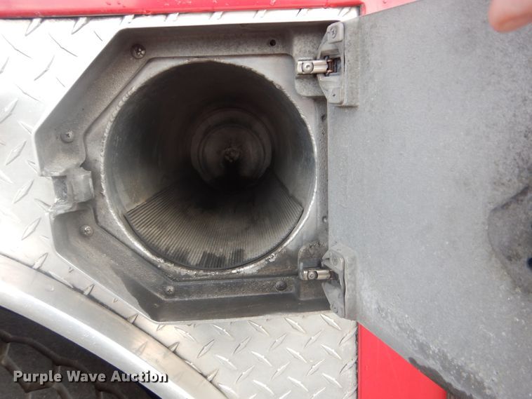 image for item GY9838 1996 Freightliner FL80 pumper fire truck