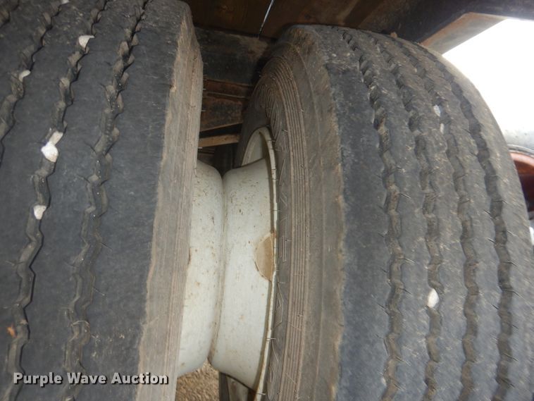 image for item GY9840 2012 Belshe BDT25 equipment trailer