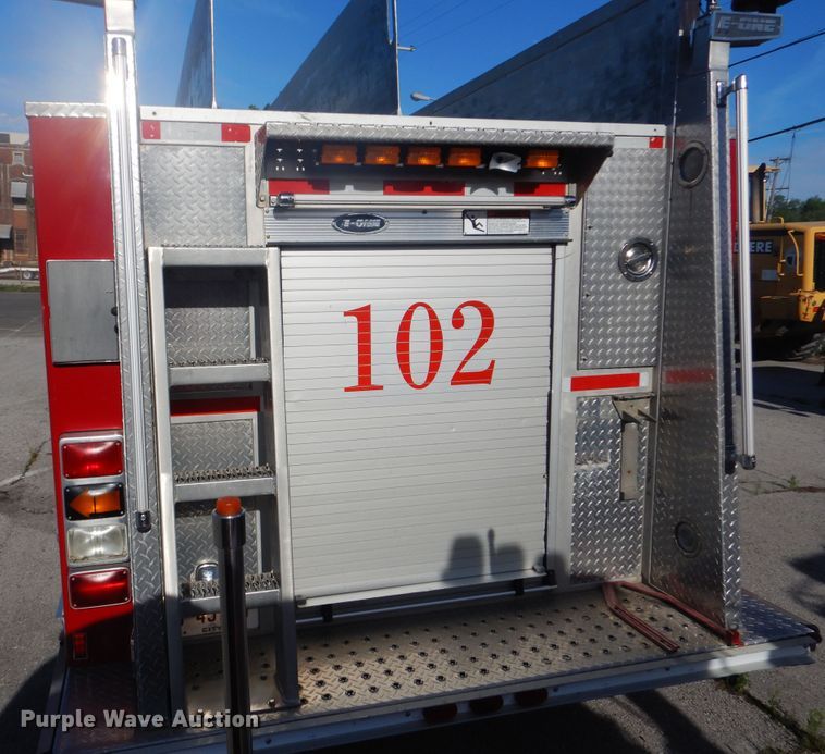 image for item GY9849 1999 International 2674 fire truck