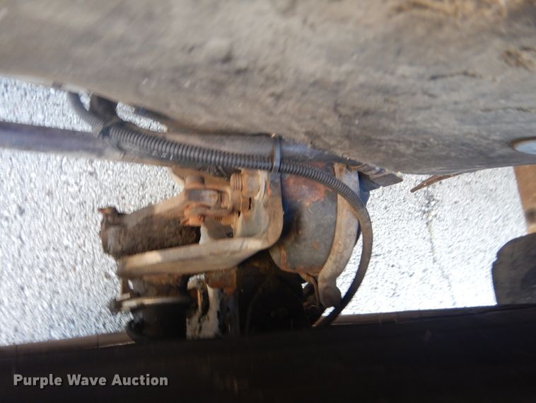 image for item GY9849 1999 International 2674 fire truck