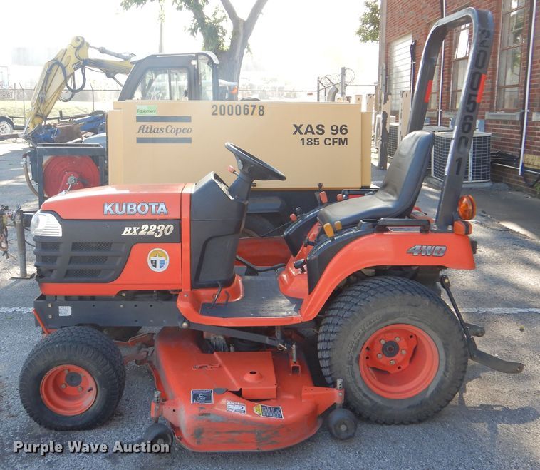 image for item GY9850 Kubota BX2230D 4WD tractor