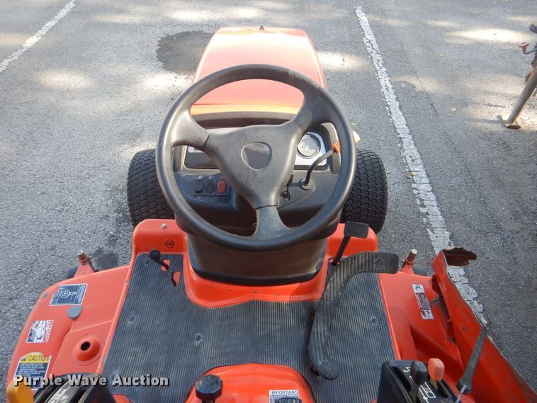 image for item GY9850 Kubota BX2230D 4WD tractor