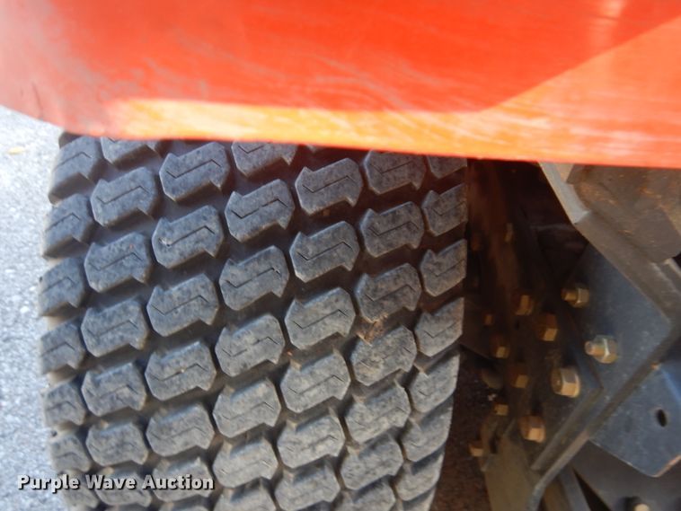 image for item GY9850 Kubota BX2230D 4WD tractor