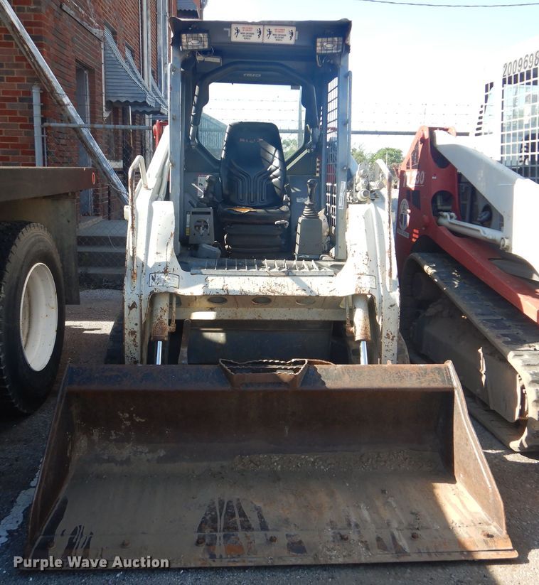 image for item GY9851 Takeuchi TL230  tracked skid steer loader