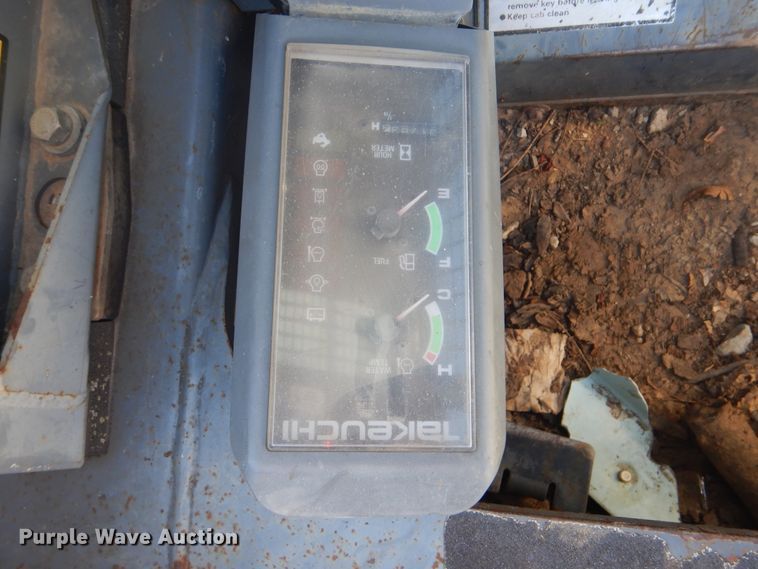 image for item GY9851 Takeuchi TL230  tracked skid steer loader