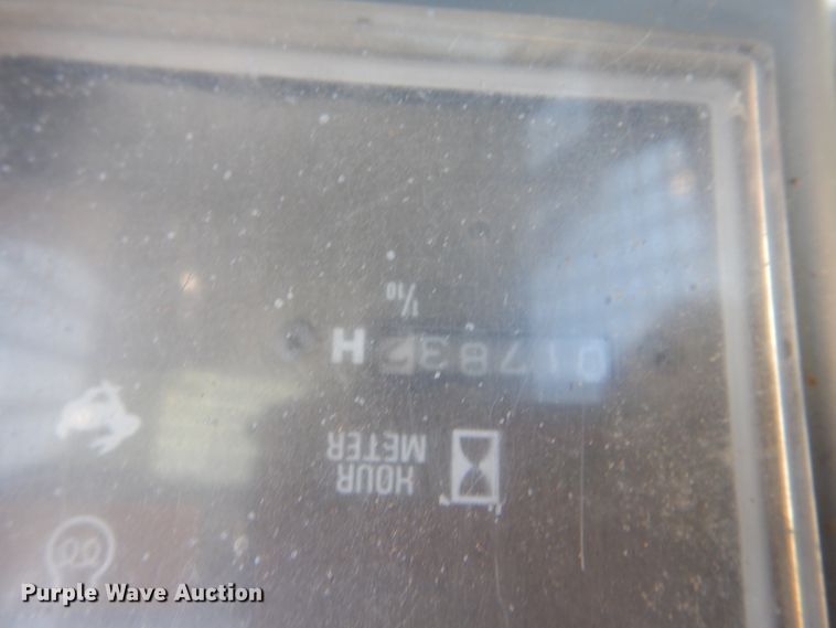 image for item GY9851 Takeuchi TL230  tracked skid steer loader