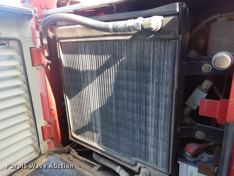 image for item GY9851 Takeuchi TL230  tracked skid steer loader