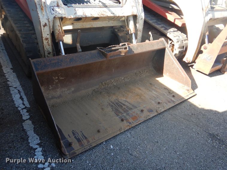 image for item GY9851 Takeuchi TL230  tracked skid steer loader