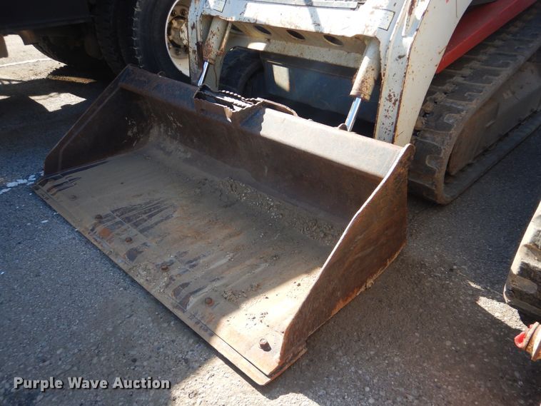 image for item GY9851 Takeuchi TL230  tracked skid steer loader