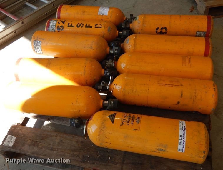 image for item HT9183 (10) Scott 2216 air packs