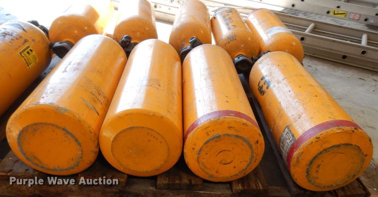 image for item HT9183 (10) Scott 2216 air packs