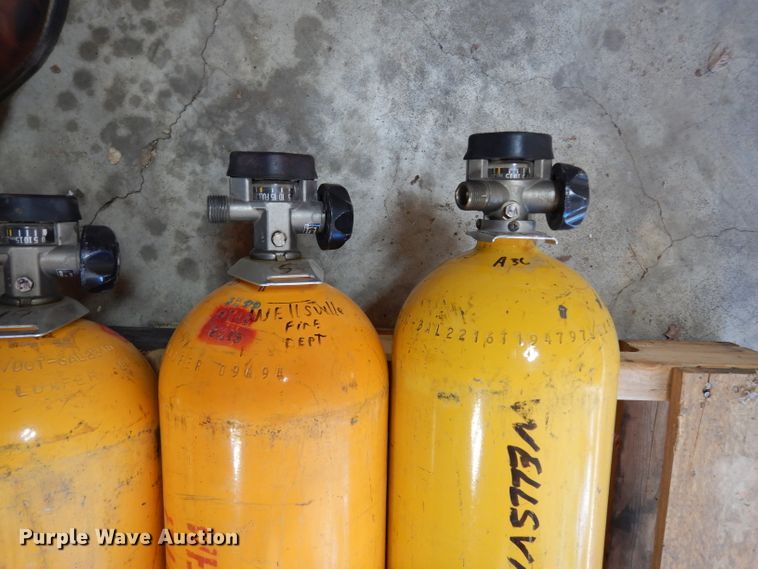 image for item HT9184 (10) Scott 2216 air packs