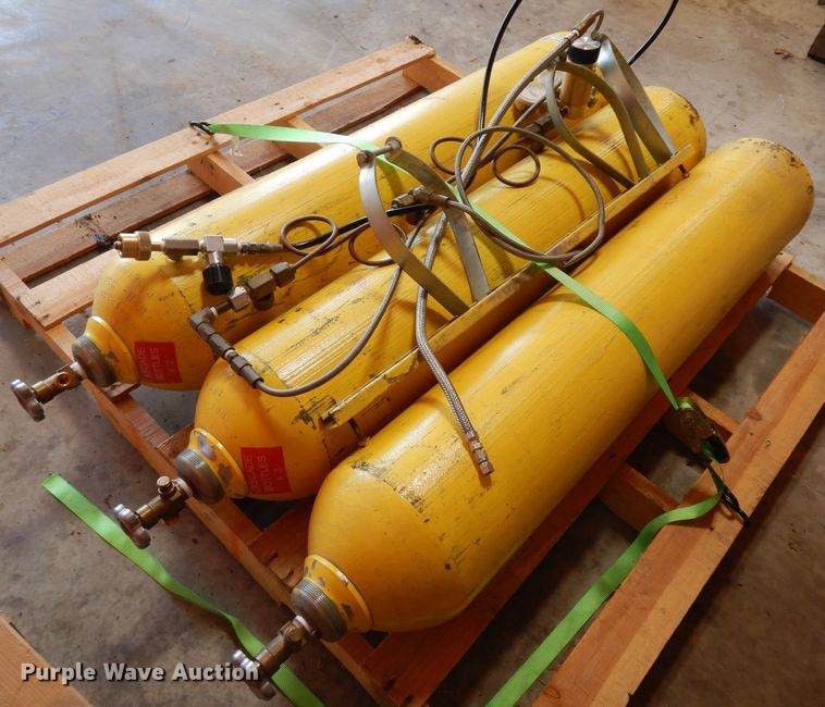 image for item HT9187 Cascade breathing air filling system