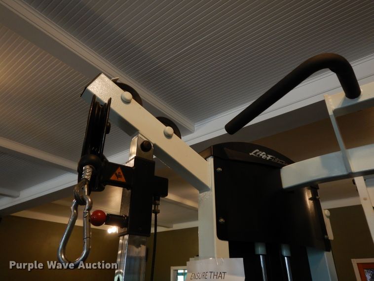 image for item HT9239 Life Fitness weight machine