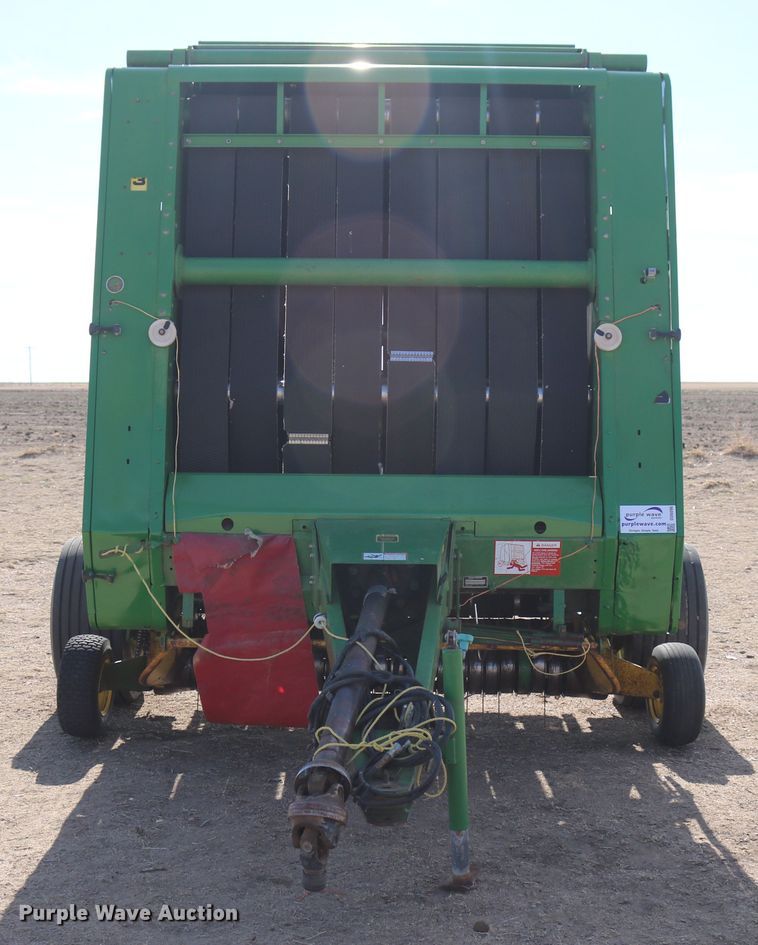 image for item DD6096 1992 John Deere 535 round baler