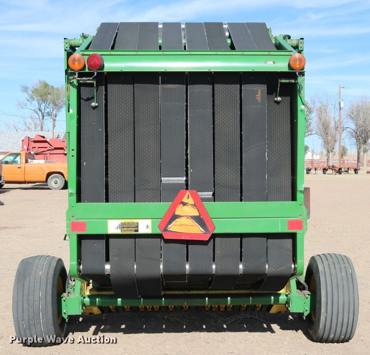 image for item DD6096 1992 John Deere 535 round baler