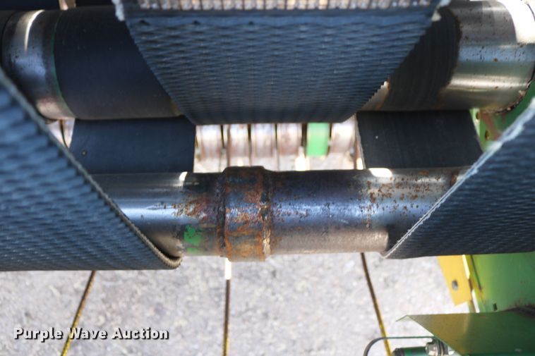image for item DD6096 1992 John Deere 535 round baler