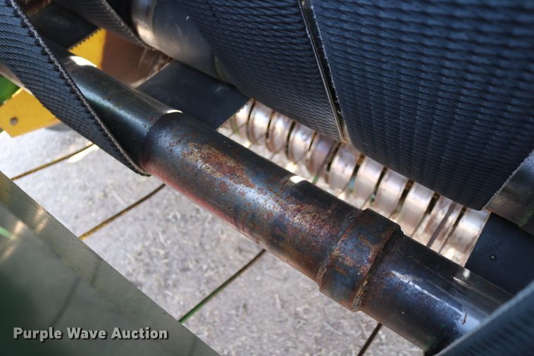 image for item DD6096 1992 John Deere 535 round baler