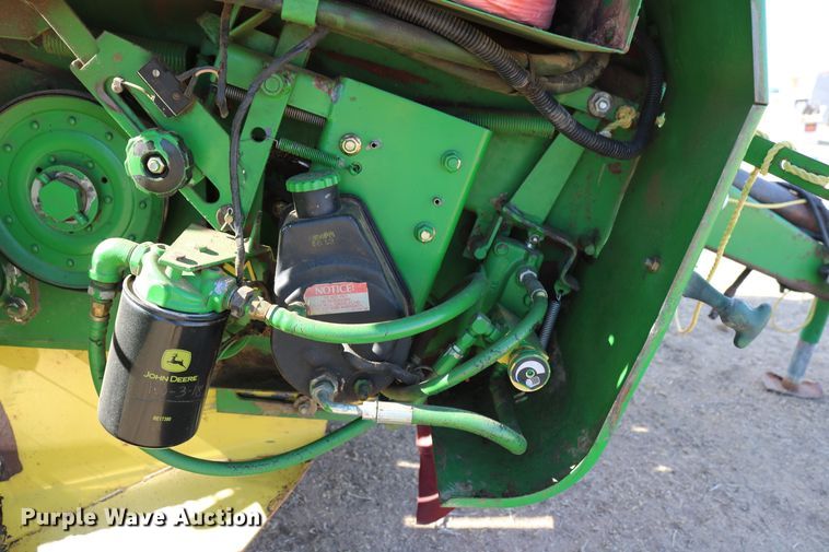 image for item DD6096 1992 John Deere 535 round baler