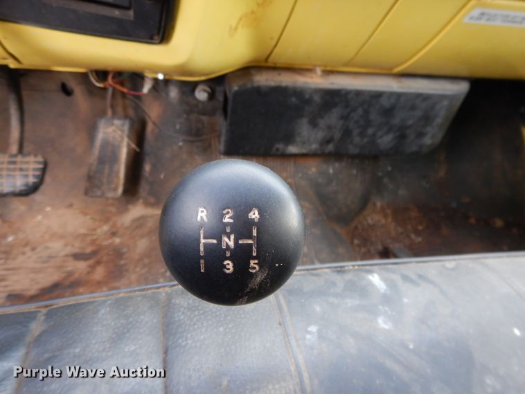 image for item DE5625 1987 GMC 7000 grain truck