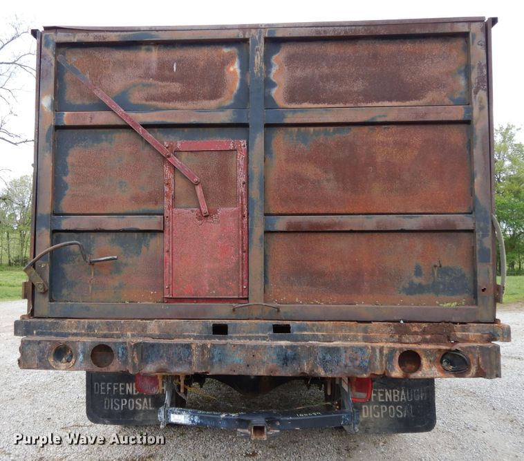 image for item DE5625 1987 GMC 7000 grain truck