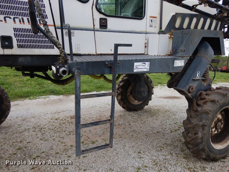 image for item DE5627 SpraCoupe Melroe 3630 sprayer