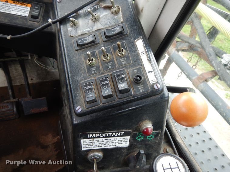 image for item DE5627 SpraCoupe Melroe 3630 sprayer