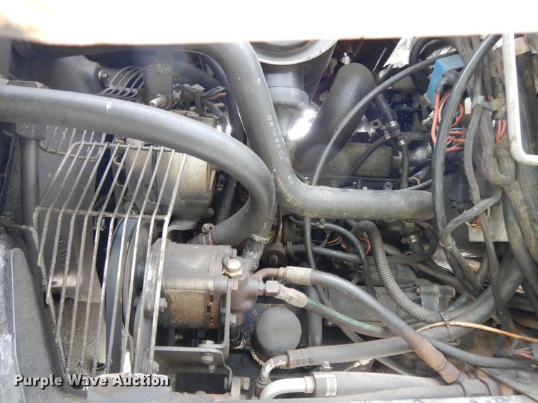 image for item DE5627 SpraCoupe Melroe 3630 sprayer