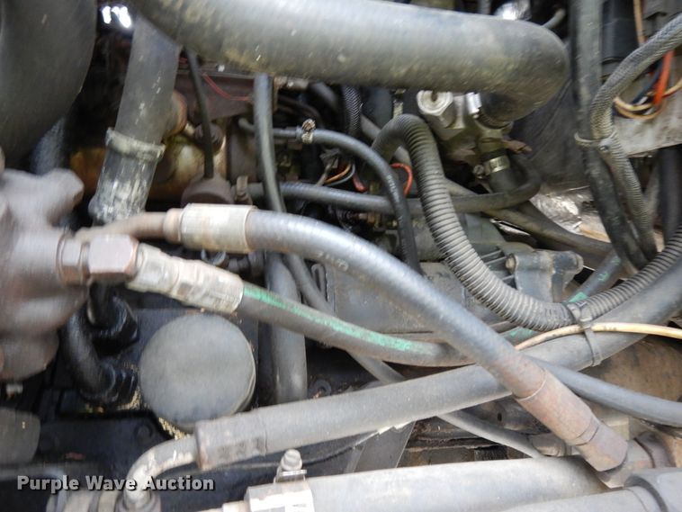 image for item DE5627 SpraCoupe Melroe 3630 sprayer