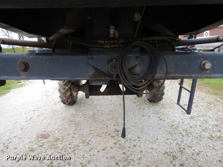 image for item DE5627 SpraCoupe Melroe 3630 sprayer