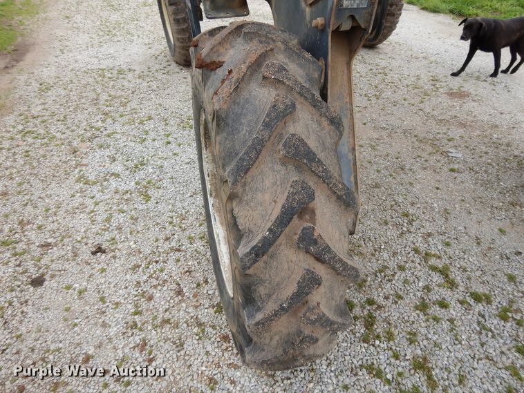 image for item DE5627 SpraCoupe Melroe 3630 sprayer