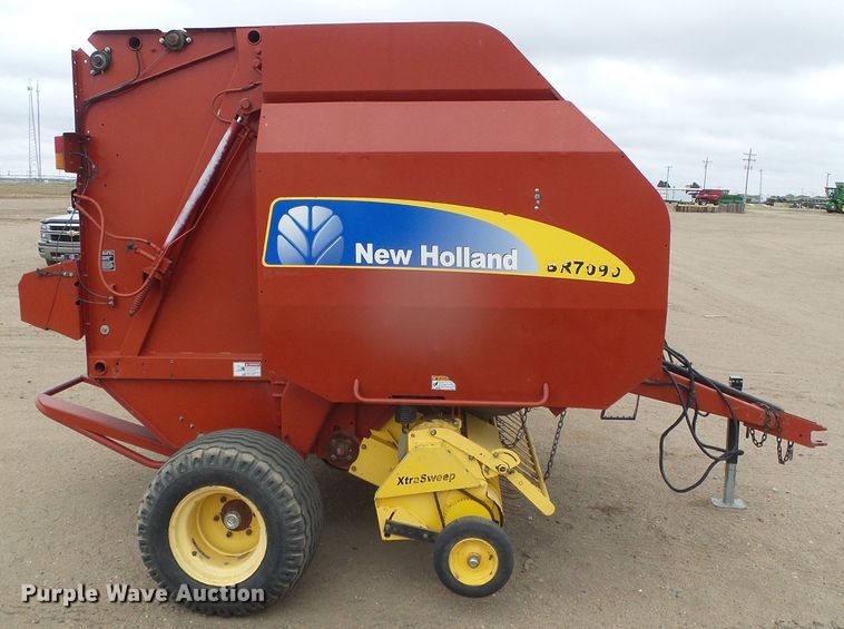image for item DG0194 2008 New Holland BR7090 round baler