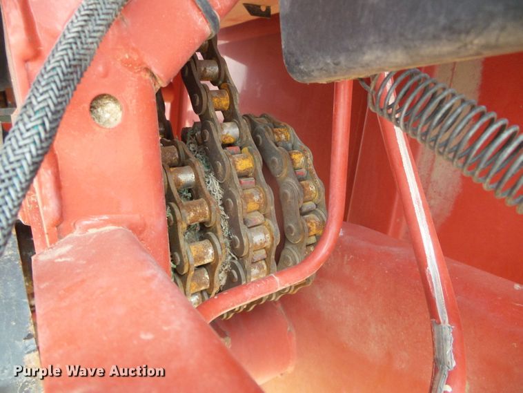 image for item DG0194 2008 New Holland BR7090 round baler